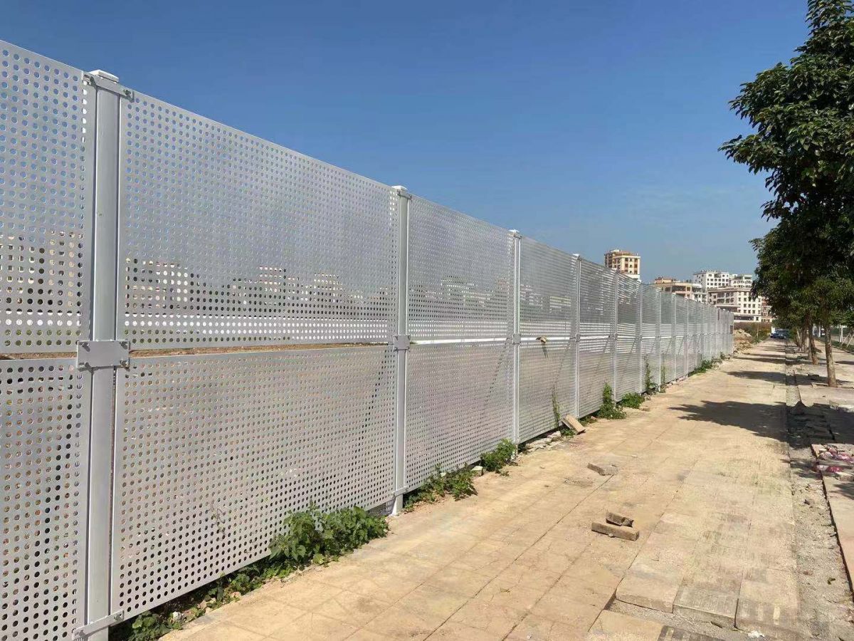 法庫(kù)工地施工沖孔網(wǎng)圍擋批發(fā)