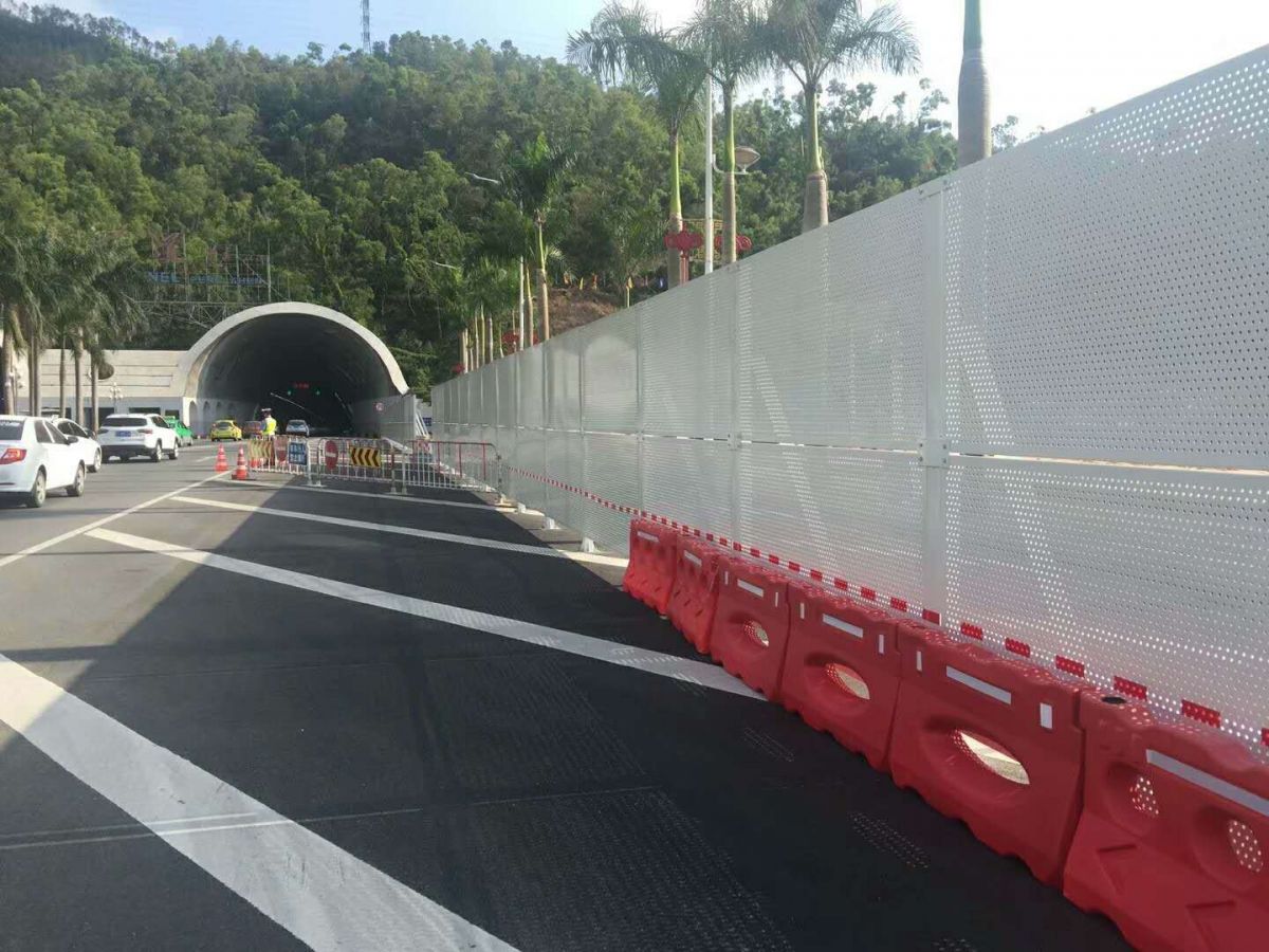 杭州沖孔圍擋施工的價格